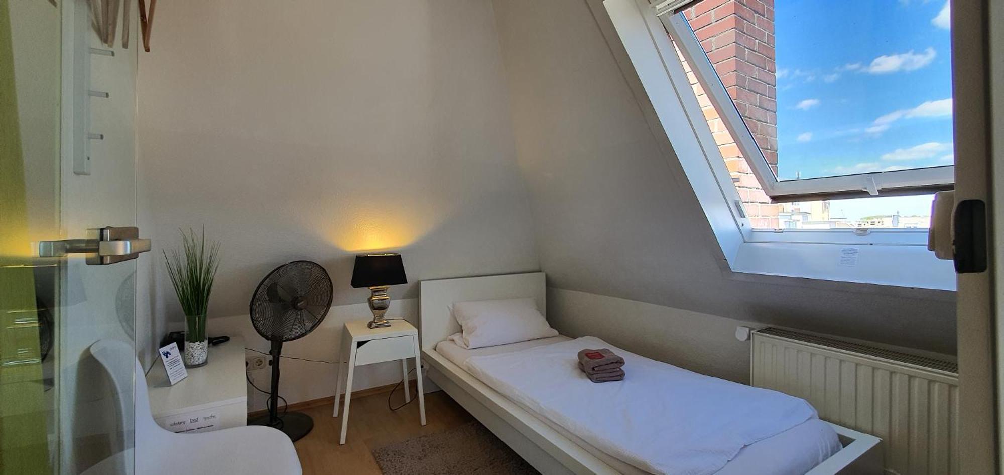 Colodging Mannheim - Private Rooms & Kitchen Екстериор снимка